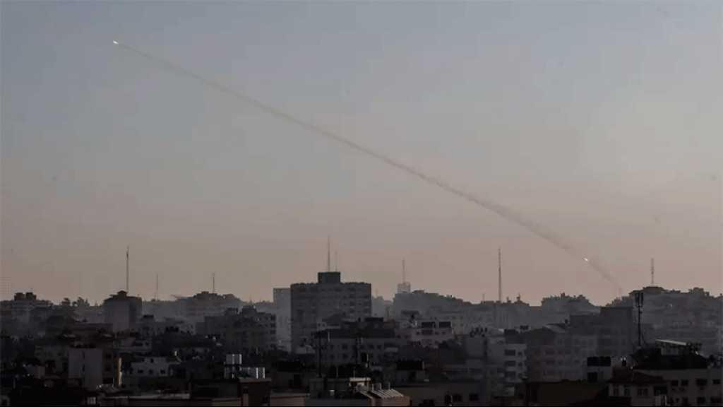 L’armée israélienne bombarde Gaza en riposte aux lancers de ballons explosifs