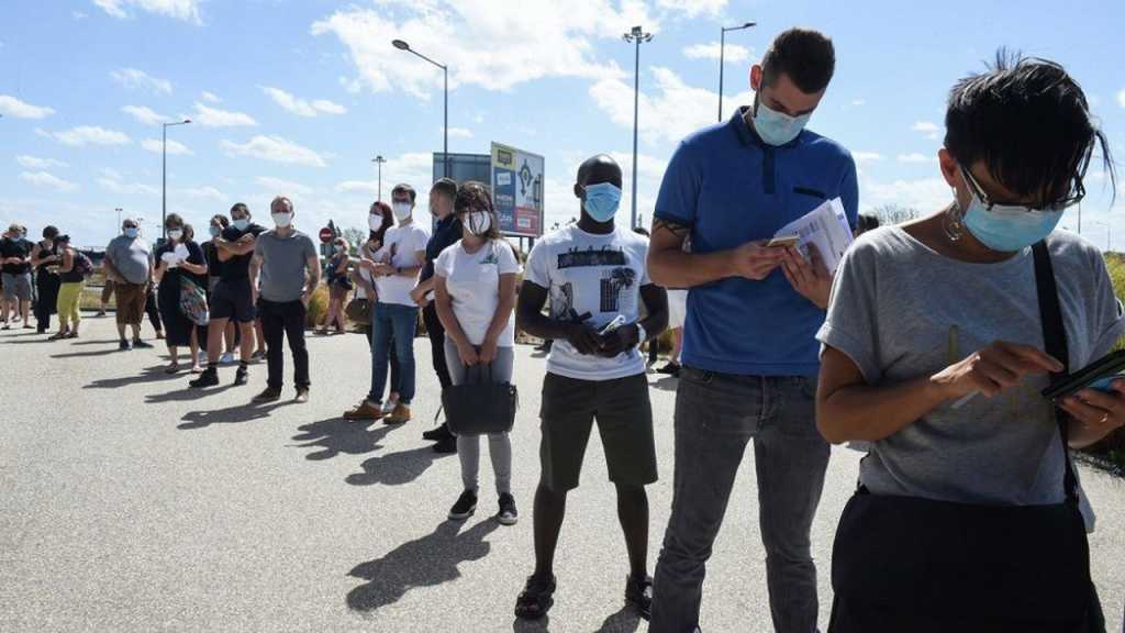 Coronavirus: plus de 820 000 morts dans le monde, déplacements limités et appels au civisme