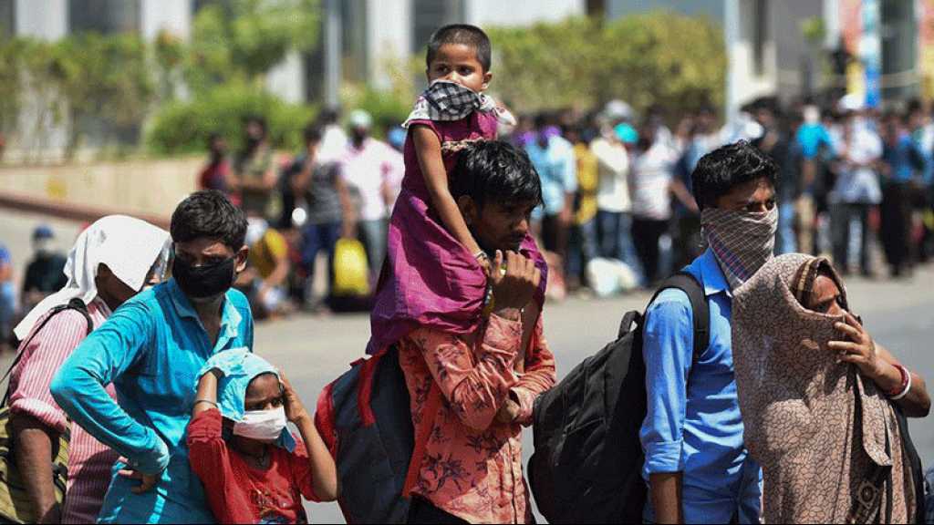Coronavirus dans le monde: près de 900 000 morts, AstraZeneca suspend les essais cliniques de son vaccin