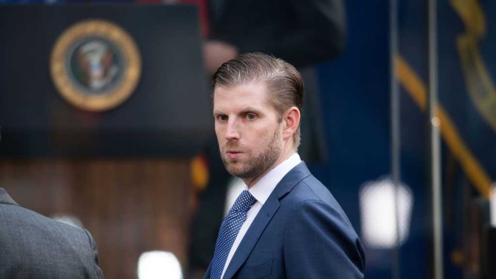 USA: un fils Trump contraint à témoigner sur les affaires de son père avant la présidentielle