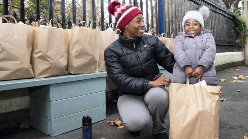 L’Unicef nourrit pour la première fois des enfants au Royaume-Uni, le gouvernement critiqué