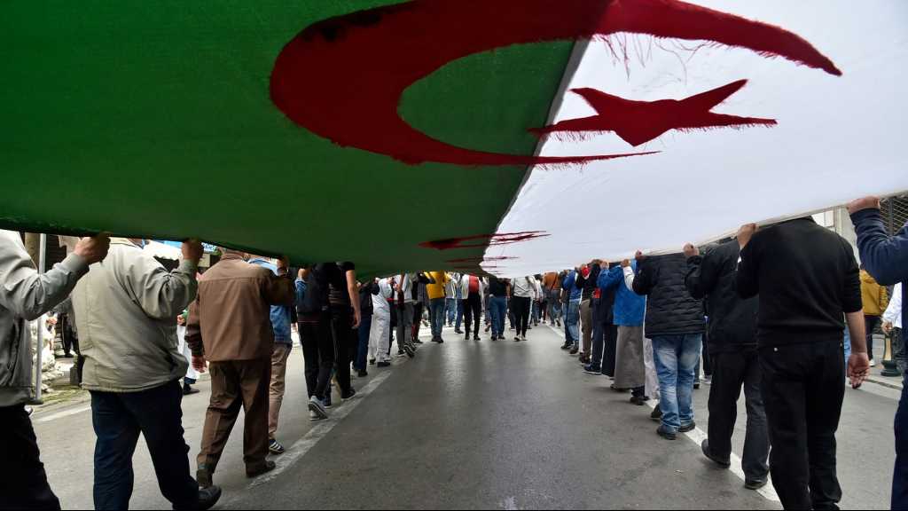 Algérie: la France «a répandu l’analphabétisme», selon un conseiller du président
