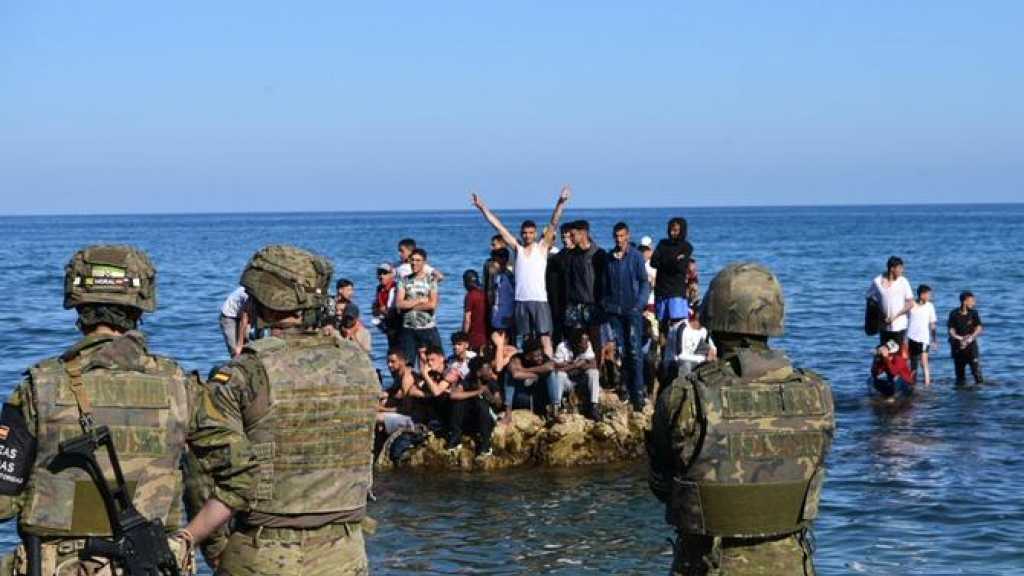 Ceuta: les arrivées de migrants continuent, Bruxelles durcit le ton
