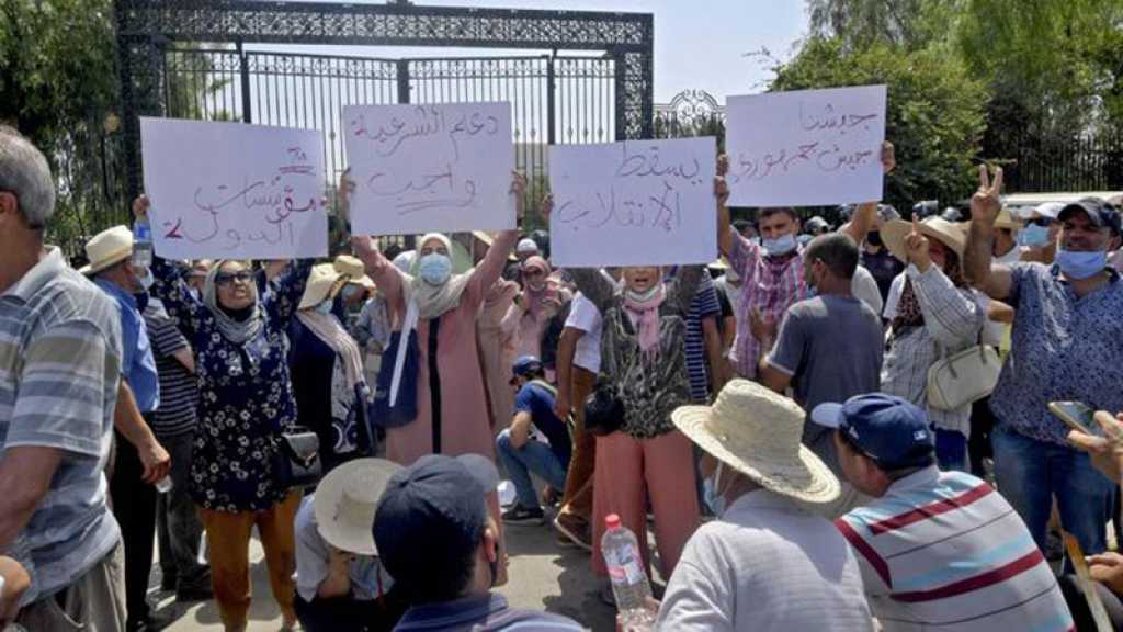 Tunisie: affrontements devant le Parlement après la suspension de ses travaux par le président Saied