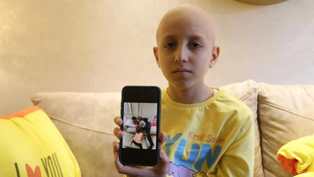  «Israël» arrête le père d’un enfant palestinien souffrant d’un cancer