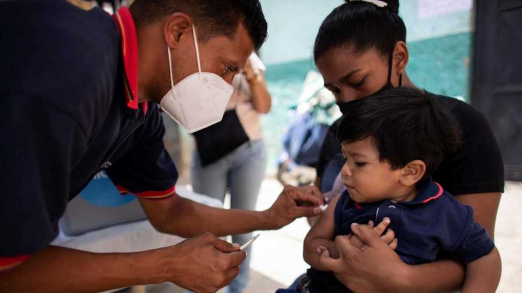 Les vaccins d’enfants, une arme US contre le Venezuela, au su et au vu du monde