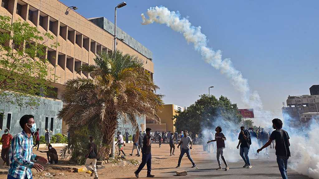Soudan: tirs de grenades lacrymogènes sur des milliers de manifestants anti-putsch à Khartoum