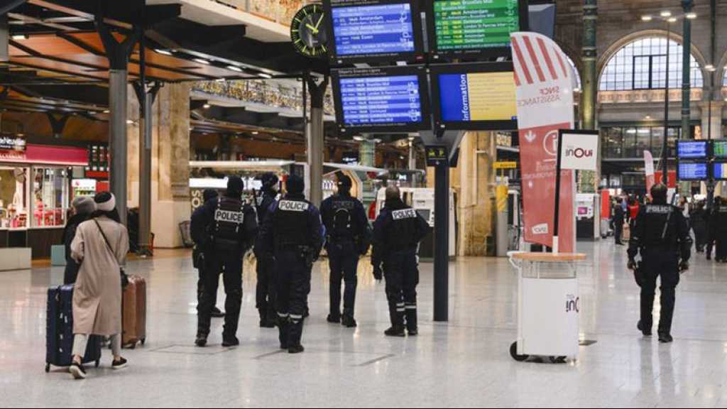 France: un homme tué par deux policiers qu’il menaçait gare du Nord à Paris