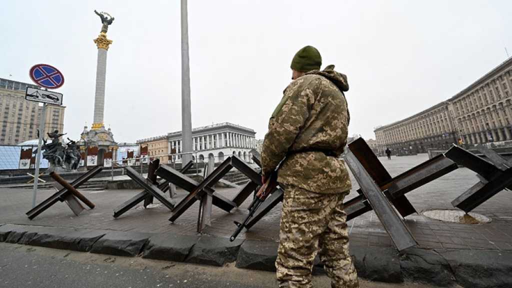 Guerre en Ukraine: un couvre-feu de 36 heures décrété à Kiev, reprise des pourparlers