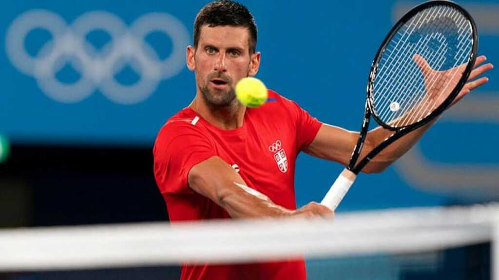 Exclusion des Russes de Wimbledon: Djokovic critique une «folle» décision