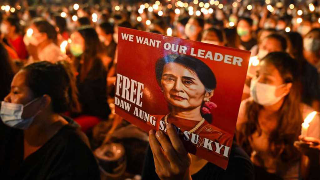 Birmanie: Suu Kyi condamnée pour corruption à cinq ans de prison supplémentaires