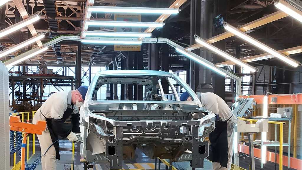  Sanctions: un constructeur automobile russe demande des composants à l’Iran