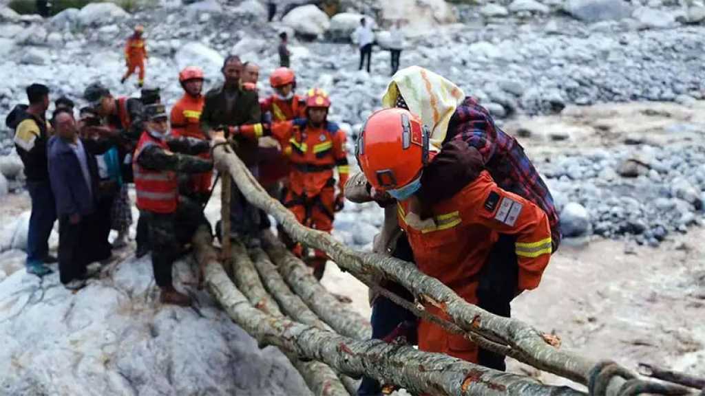 Séisme en Chine: nouveau bilan de 82 morts, la pluie complique les recherches