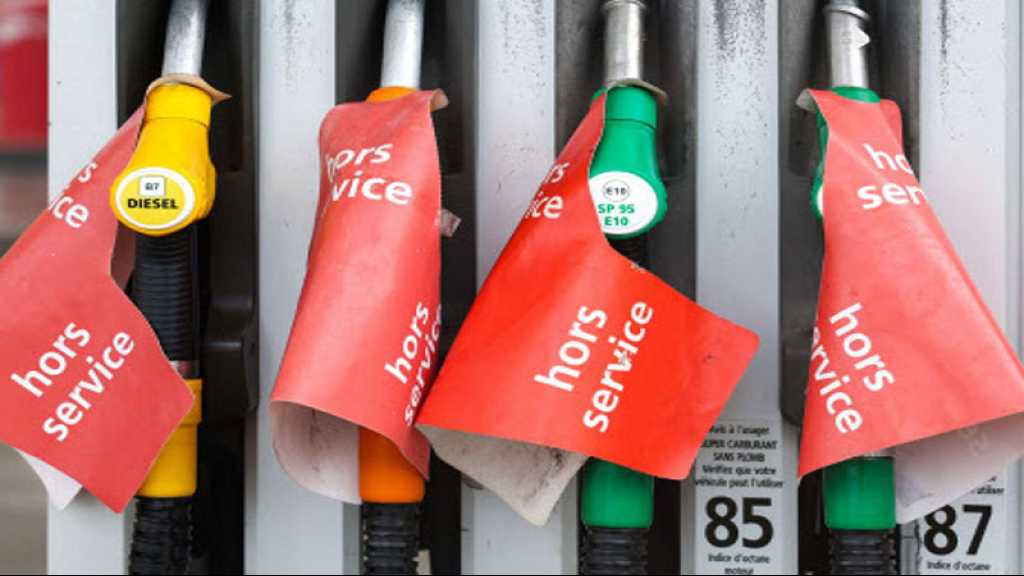 Carburants: les grèves reconduites mercredi malgré la menace de réquisition