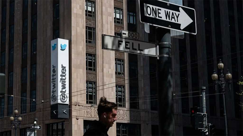 Twitter licencie «environ 50%» de ses employés dans le monde