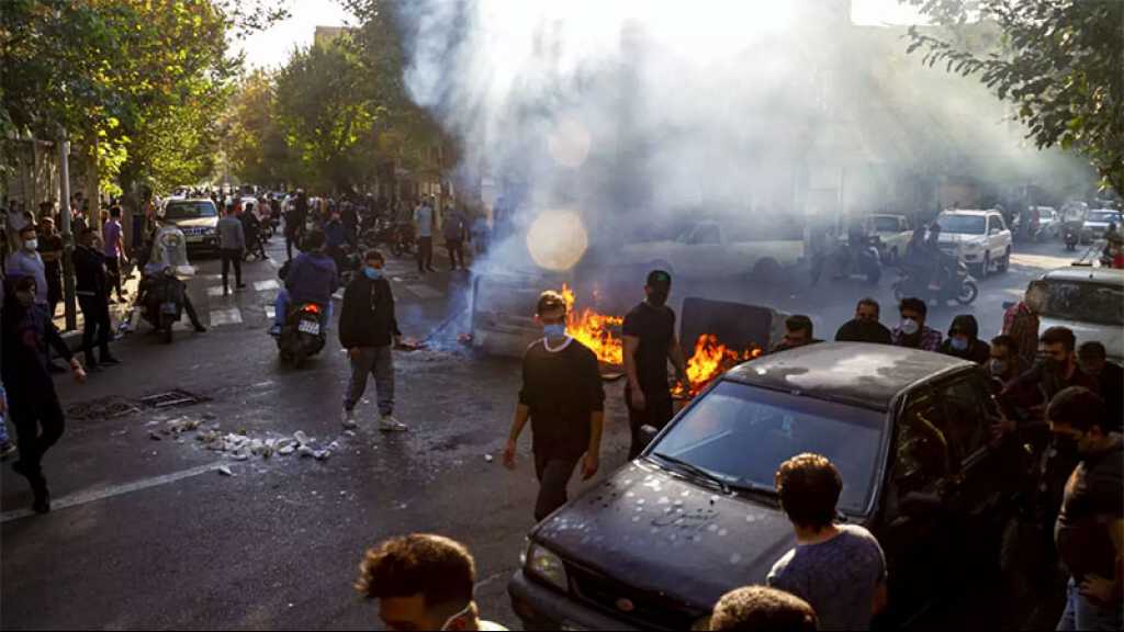 Iran: 800 nouveaux manifestants inculpés pour des émeutes, première condamnation à mort
