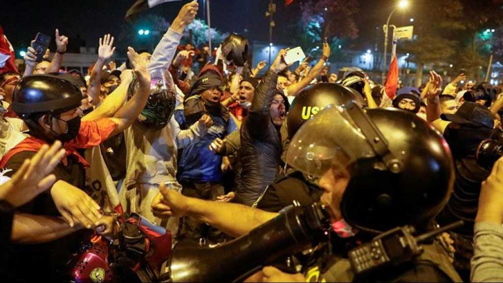 Pérou: deux morts lors de manifestations, la présidente propose des élections avancées à avril 2024
