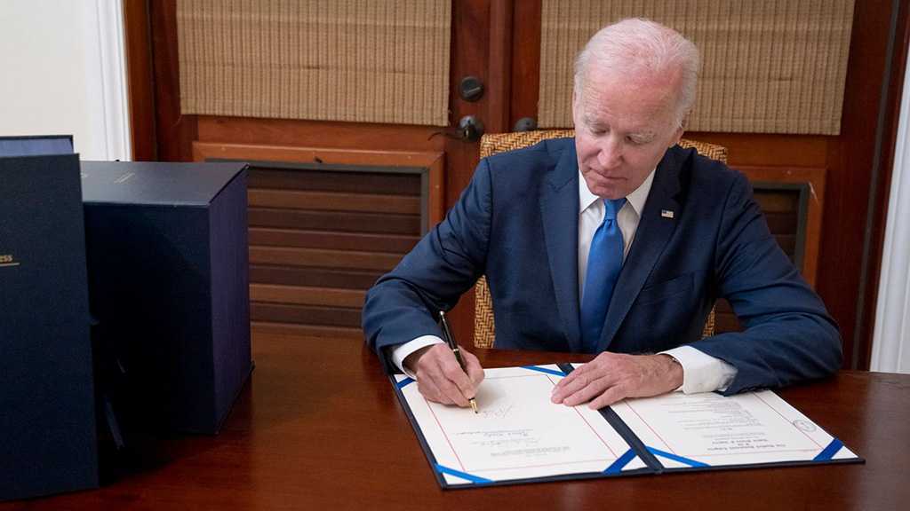 USA: Biden promulgue une loi de finances de 1 700 milliards USD