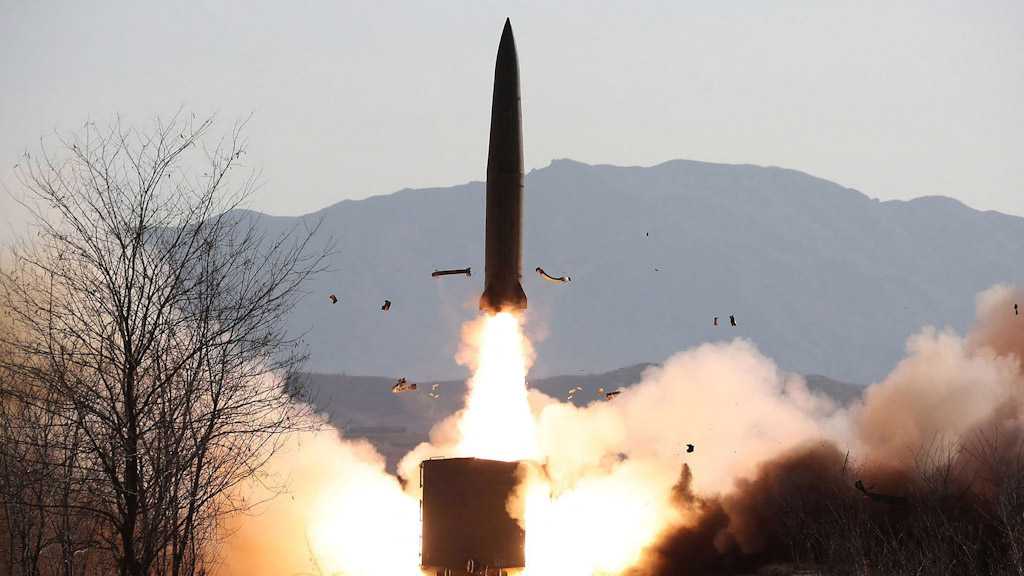La Corée du Nord tire trois missiles balistiques vers la mer de l’Est