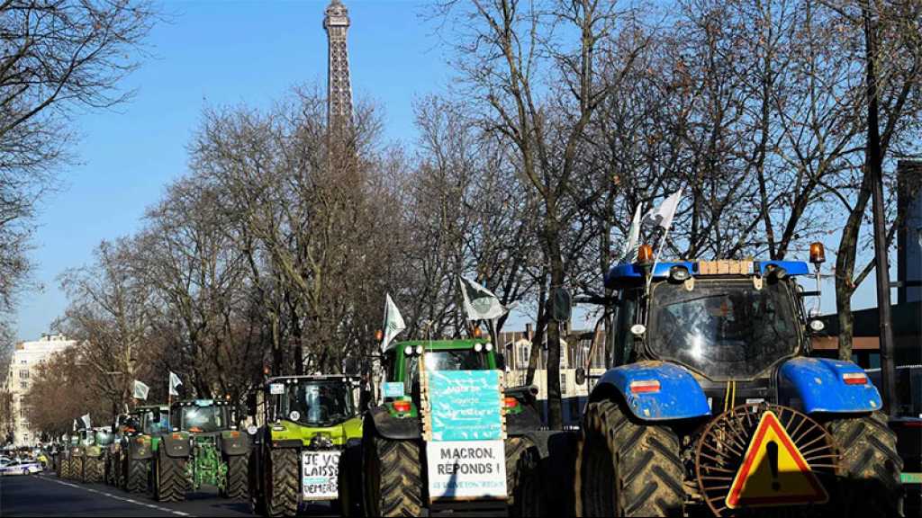France: des centaines de tracteurs à Paris, démonstration de colère des agriculteurs