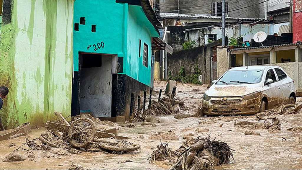 Brésil: au moins 36 morts dans des inondations et des glissements de terrain