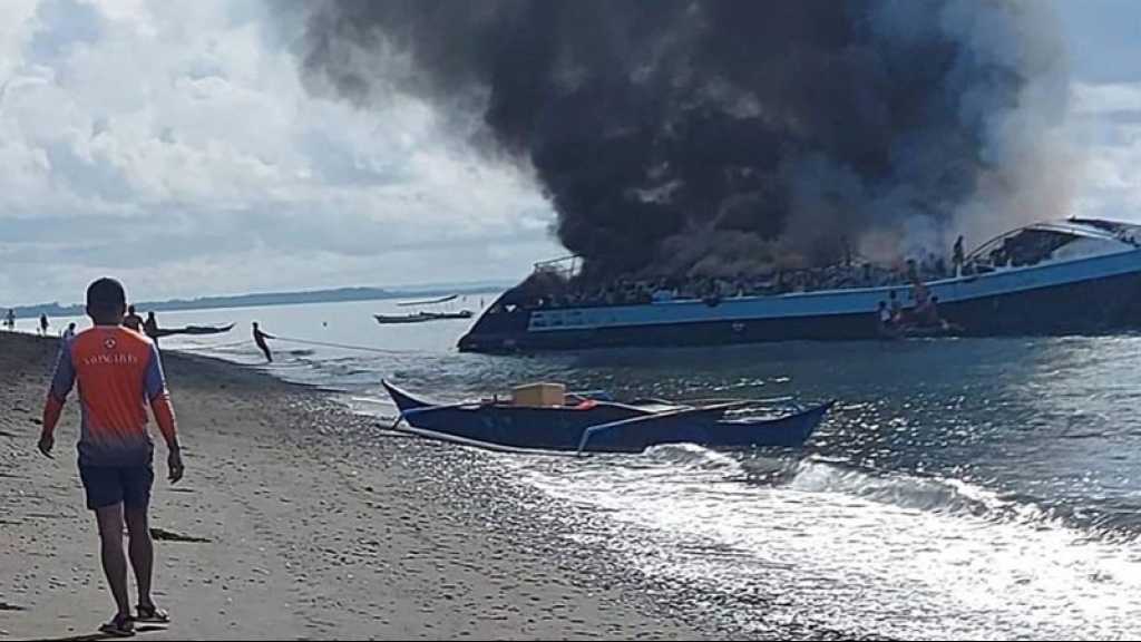 Philippines: 31 morts dans l’incendie d’un ferry, selon un nouveau bilan