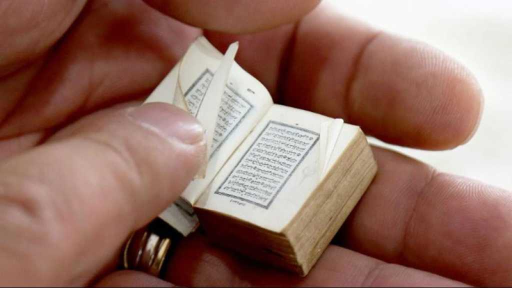 Dans une famille albanaise, un mini Coran passe de main en main