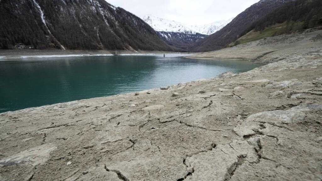 La moitié des lacs et réservoirs du monde perdent de l’eau
