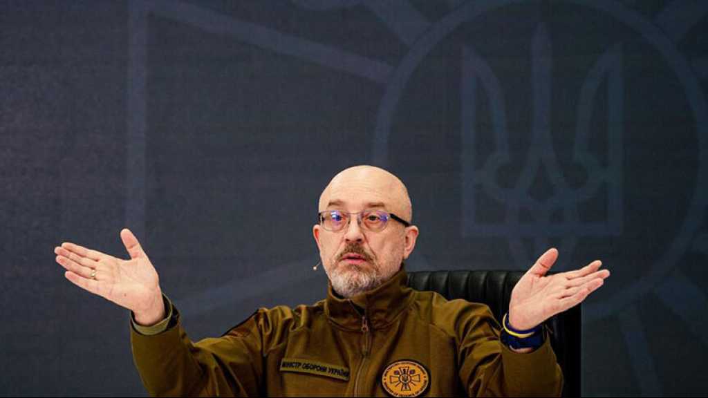 Ukraine: le ministre de la Défense remet sa démission au Parlement