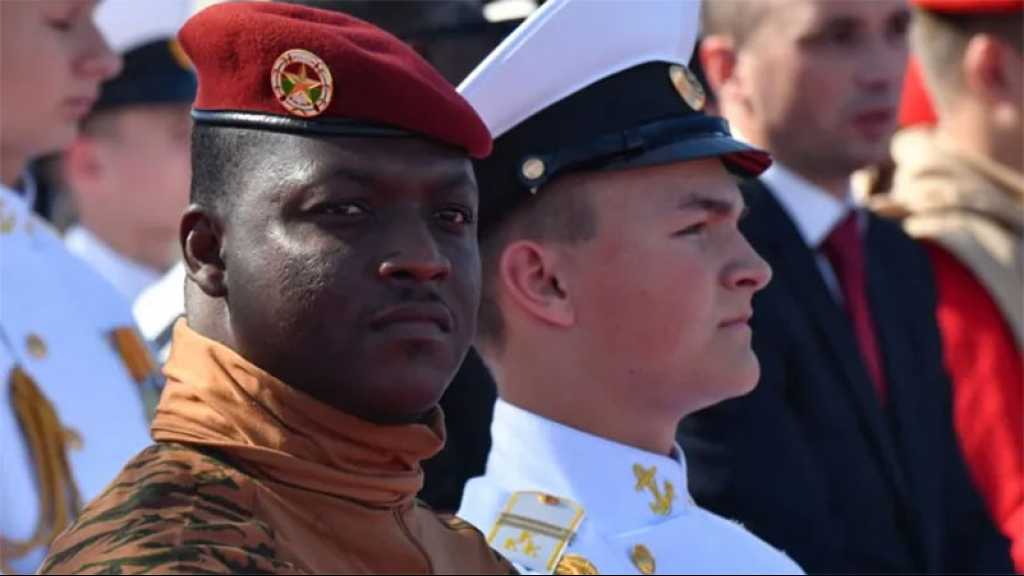 Burkina: «nous ne sommes pas ennemi» du «peuple français», affirme le capitaine Traoré