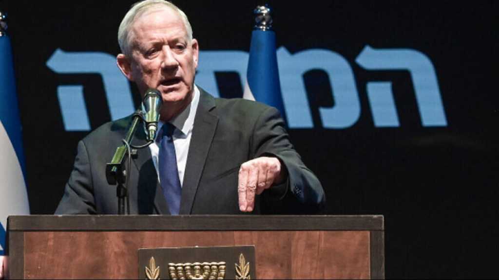 Gantz dénonce un budget qui ne répond pas aux besoins de la guerre et avertit le gouvernement d’une crise