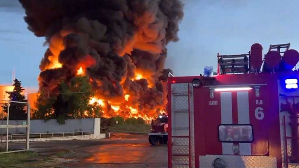 Russie: un dépôt pétrolier en feu après une attaque de drone ukrainien