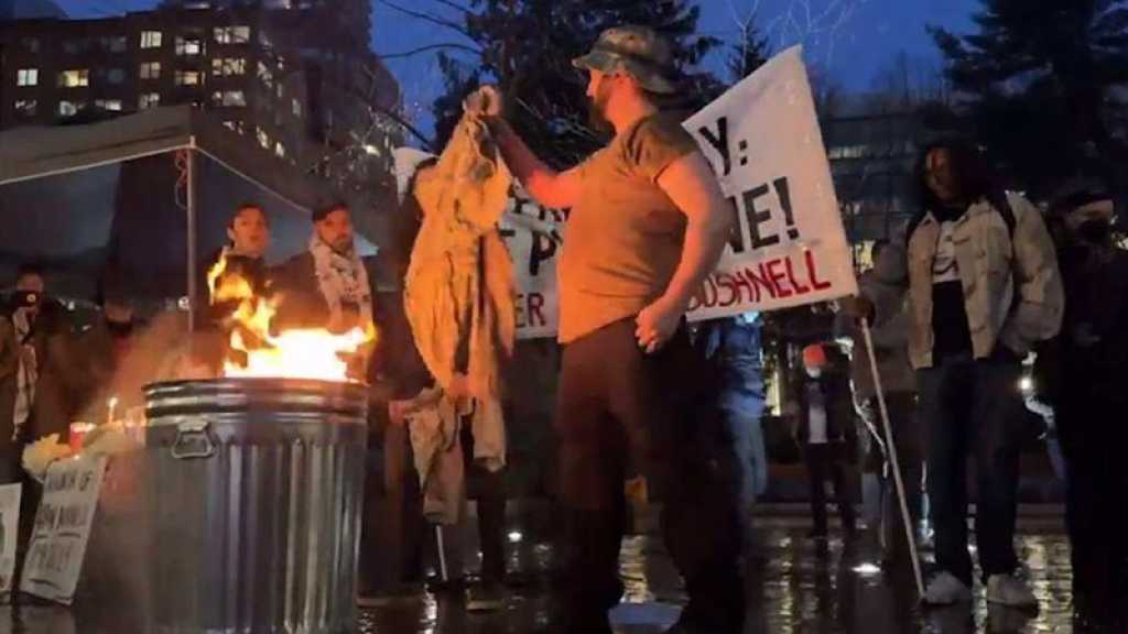 États-Unis: Des vétérans brûlent leurs uniformes militaires pour dénoncer le génocide à Gaza