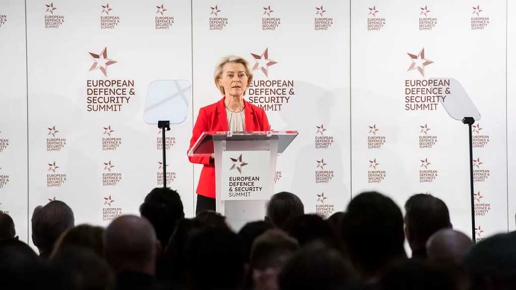 «Le sang des enfants palestiniens est sur vos mains», un homme interrompt von der Leyen
