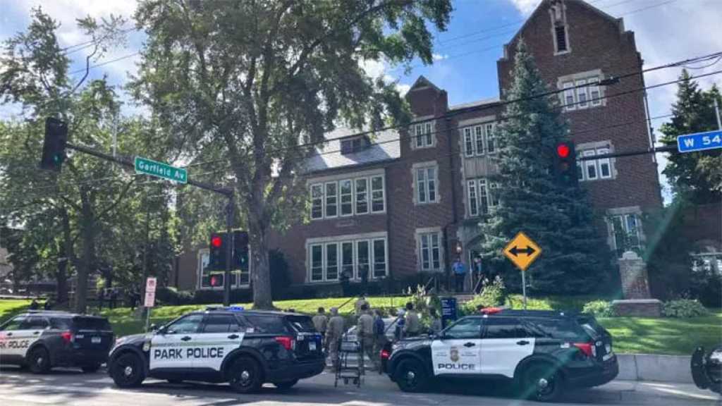États-Unis: Un tireur tue deux écoliers et en blesse 14 autres dans une église à Minneapolis