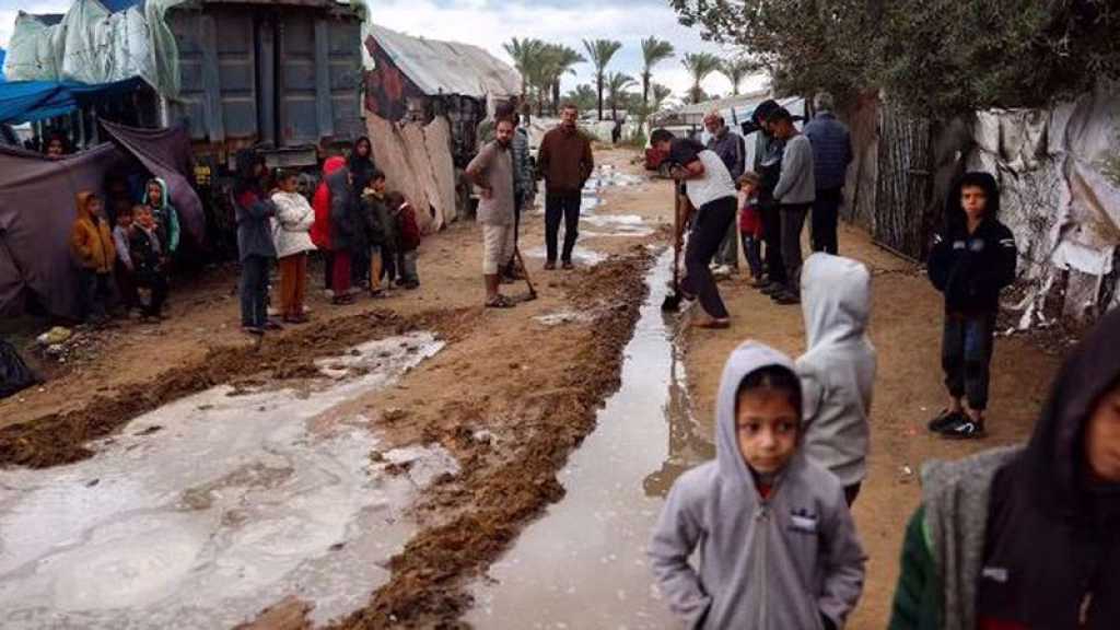 Gaza: Les fortes pluies détériorent les conditions de vie déjà tragiques des déplacés palestiniens