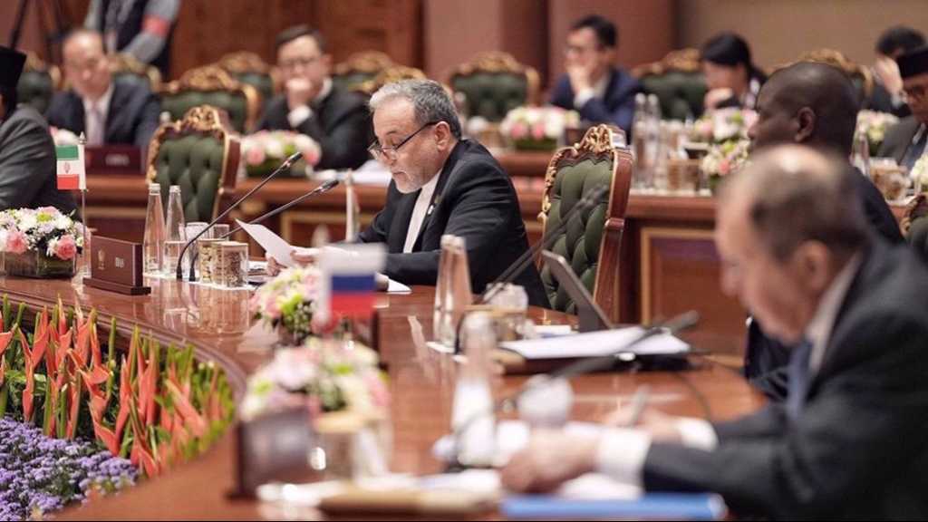  Araghchi: Il n’existe aucune solution militaire aux questions liées à l’Iran, Téhéran ne cédera pas