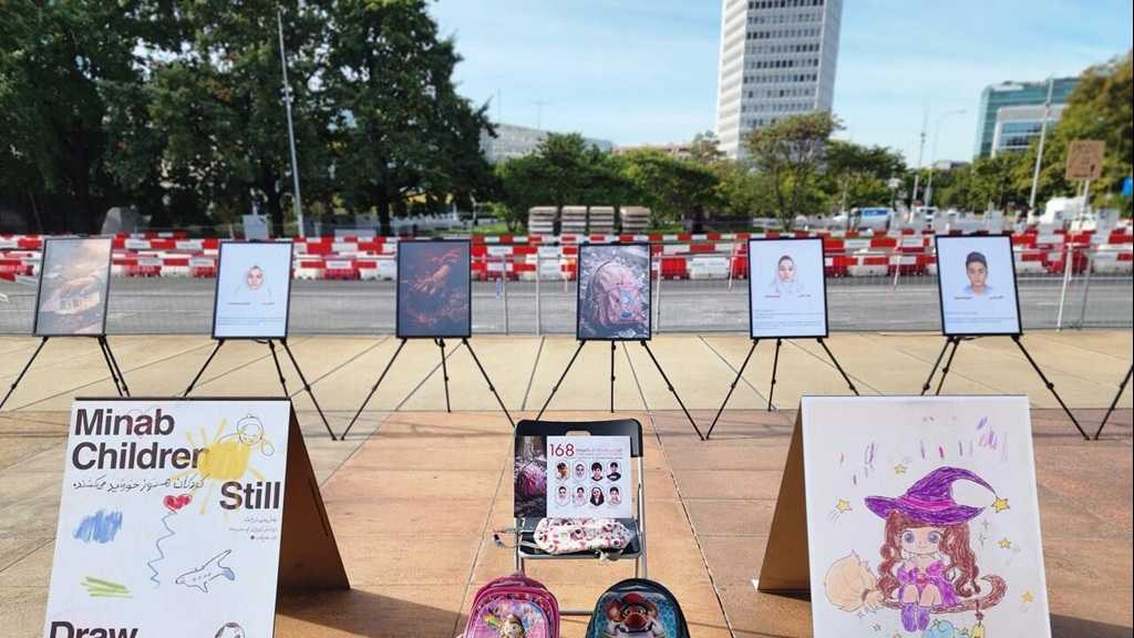 Iran: «Les enfants dessinent encore le soleil», une exposition consacrée aux enfants martyrs de Minab à Genève
