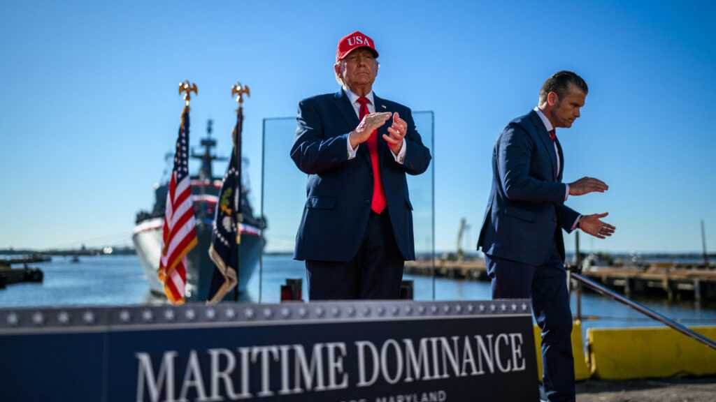 États-Unis: Trump annonce une «exploration pétrolière, gazière et minière massive» dans «notre Groenland»